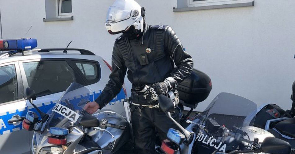 zdjęcie: Motocykliści wracają na drogi, o ich bezpieczeństwo zadbają policjanci / fot. KMP w Słupsku