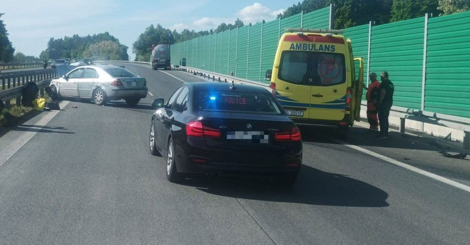 zdjęcie: Zderzenie cysterny i samochodu osobowego na S17 / fot. KPP w Garwolinie