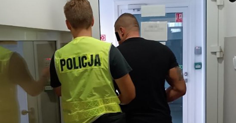 zdjęcie: Policjanci zatrzymali narkotykowy duet / fot. KPP Sępólno Krajeńskie
