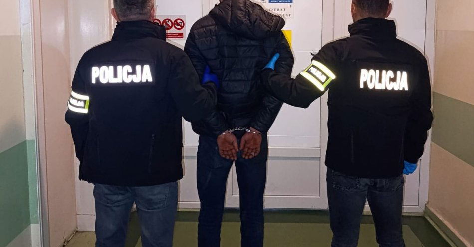 zdjęcie: Ukrainiec zatrzymany po serii włamań w Słupsku / fot. KMP w Słupsku