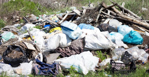 110 osób z zarzutami ws. mafii śmieciowej