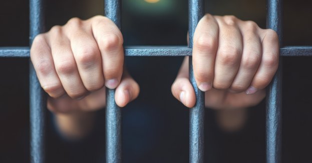 Dzielnicowi zatrzymali poszukiwanych szukanych przez wydział sprawiedliwości