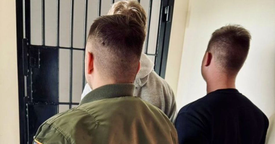 zdjęcie: Kryminalni z Kosakowa zatrzymali 19-letniego sprawcę włamania i kradzieży 11 tys. zł. / fot. KPP w Pucku