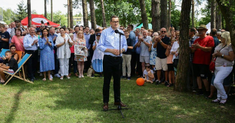 zdjęcie: Będziemy utrzymywali wszystkie programy społeczne / fot. PAP