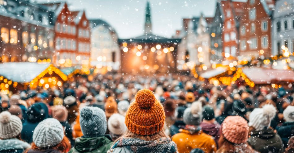 zdjęcie: Sylwester z Polsatem. Bezpieczny powrót naszymi pociągami specjalnymi / v71137610