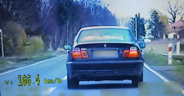 Rażące przekroczenia prędkości w powiecie. Policja ostrzega