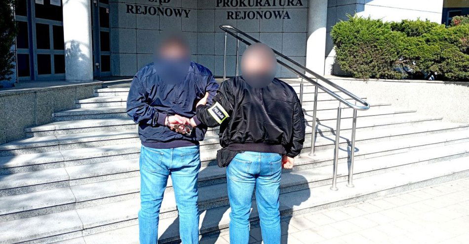 zdjęcie: Mieszkaniec Tomaszowa zatrzymany z niemal 150 g narkotyków / fot. KMP w Piotrkowie Trybunalskim