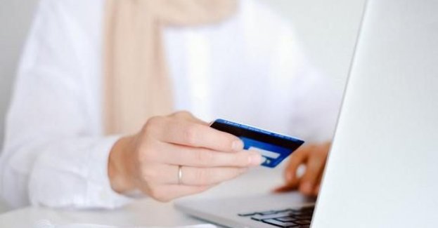 Chciały pomóc innym, straciły pieniądze