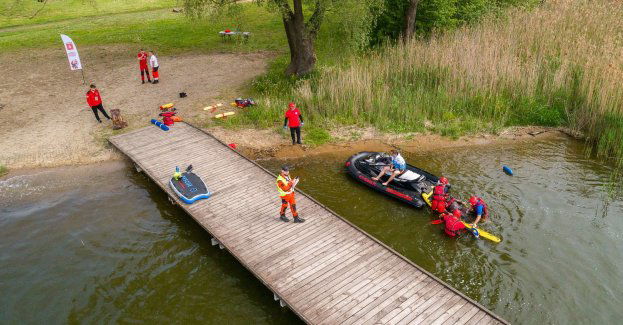 Bezpiecznie nad wodą z aplikacją Ratunek