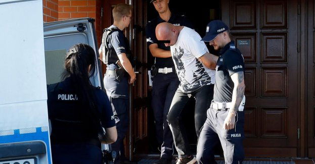 Zarzuty zabójstw i kazirodztwa wobec 54-latka i jego córki po ujawnieniu szczątków trzech noworodków na Kaszubach