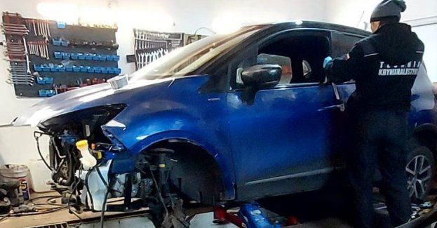 KMP Poznań – Poznańscy policjanci zatrzymali dwóch paserów i odzyskali 11 samochodów pochodzących z kradzieży