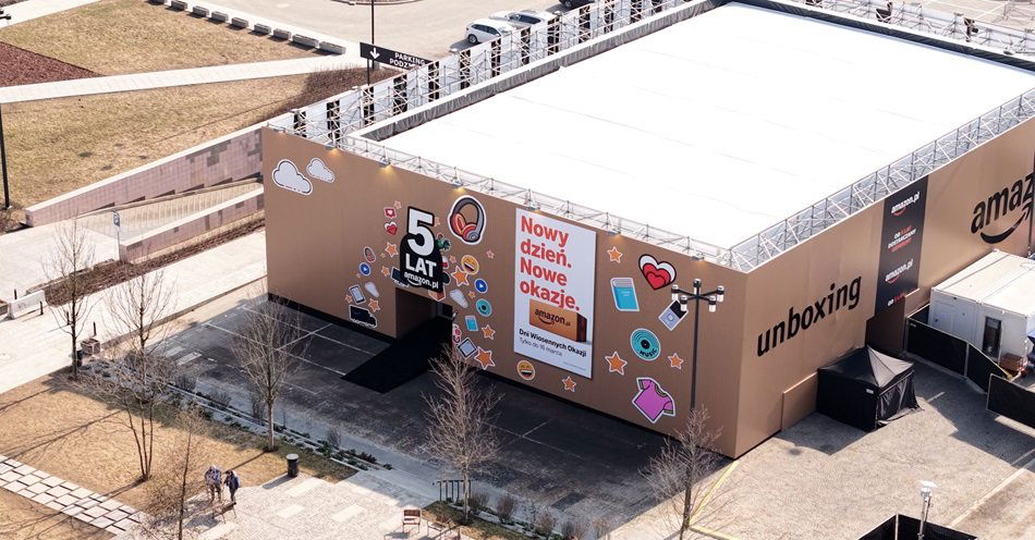 zdjęcie: Amazon zapowiada wielomiliardowe inwestycje w Polsce. Skorzystają krajowi e-sprzedawcy / fot. Newseria