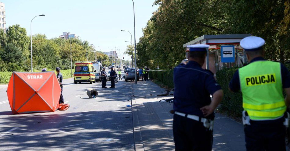 zdjęcie: Prokuratura wszczęła śledztwo ws. tragicznego wypadku na Woronicza / fot. PAP