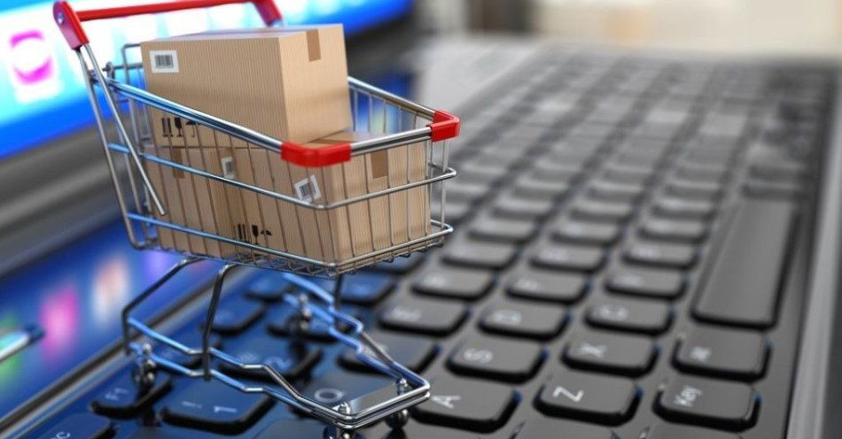 zdjęcie: Oszukali seniorkę przez komunikator i ukradli ponad 16 tysięcy zł / fot. KPP w Pułtusku