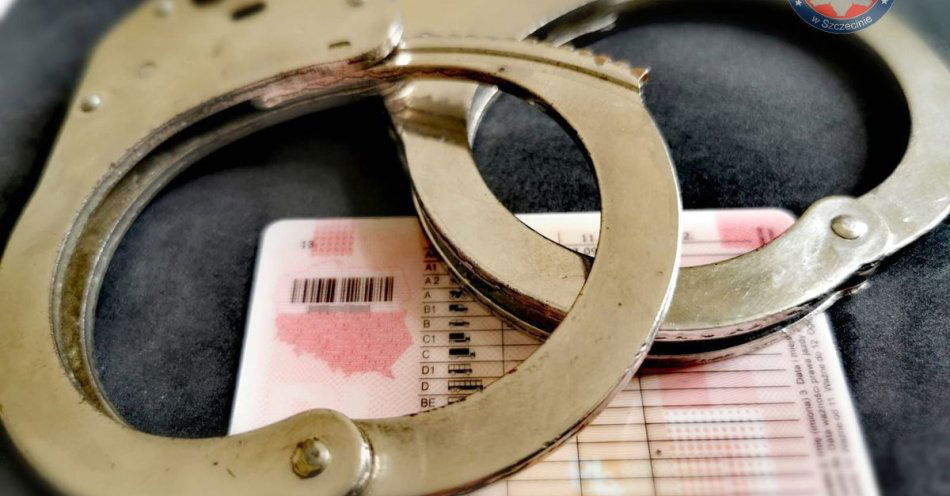 zdjęcie: Czteromiesięczny areszt dla 33-latki za złamanie sądowego zakazu prowadzenia pojazdów / fot. KMP w Szczecinie