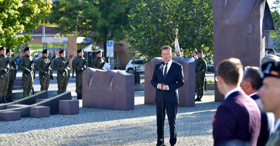 zdjęcie: Wyprowadzenie wojsk Rosji sowieckiej z Legnicy jest ważnym punktem naszej historii / fot. PAP