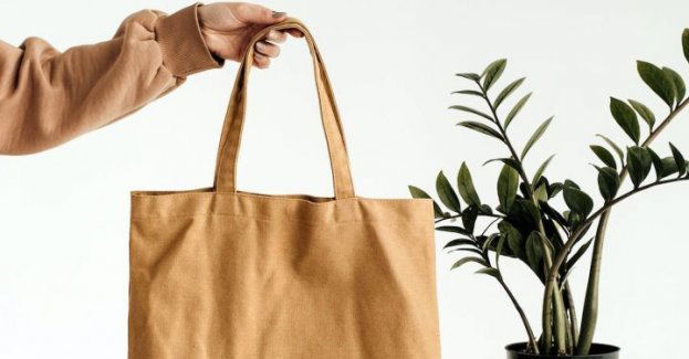 Seniorzy uwierzyli w historię o wypadku syna; oddali oszustom 70 tys. zł