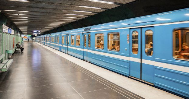 Ruch w metrze na linii M1 częściowo przywrócony