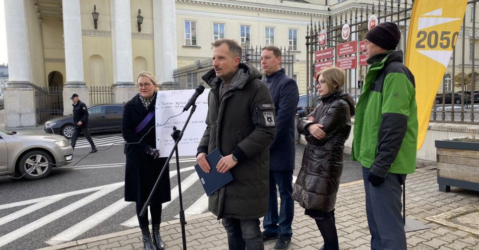 zdjęcie: Zrównoważona infrastruktura transportowa oraz strefa tempo 30 dla Warszawy / fot. nadesłane