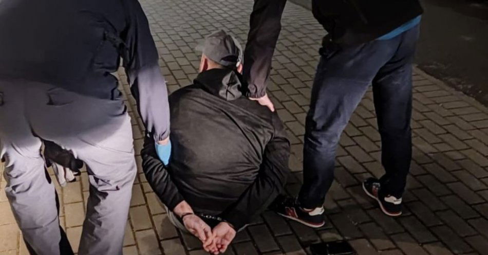 zdjęcie: Zawód miłosny powodem zniszczenia mienia / fot. KPP Kędzierzyn Koźle