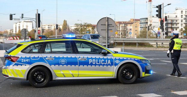 We Wszystkich Świętych 1,5 tys. policjantów patroluje drogi i okolice cmentarzy na Mazowszu