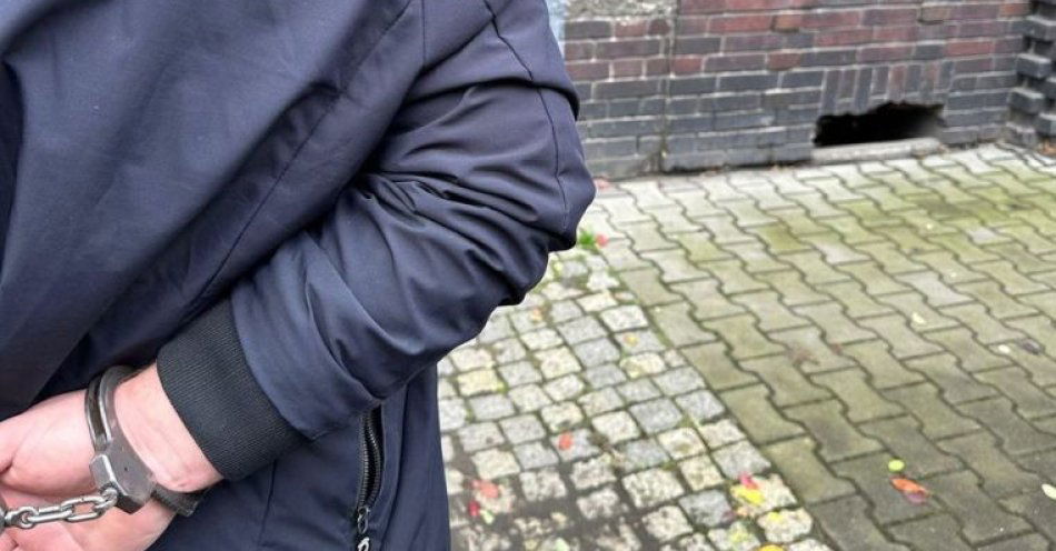 zdjęcie: Mężczyzna zatrzymany za udział w oszustwie na 64 tys. zł / fot. KPP Bielsk Podlaski