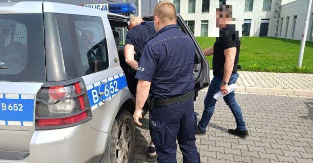 Zamknęli w bagażniku, wywieźli do lasu i pobili - najbliższe miesiące spędzą w areszcie