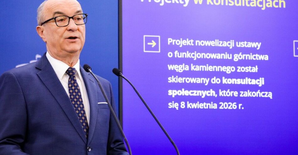 zdjęcie: Czarzasty: żaden prezydencki projekt ustawy nie jest w zamrażarce / Warszawa, 19.03.2026. Marszałek Sejmu Włodzimierz Czarzasty podczas konferencji prasowej „SAFE 0 zł i inne prezydenckie projekty ustaw w Sejmie”, 19 bm. w Sejmie w Warszawie. (ad) PAP/Tomasz Gzell