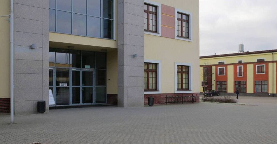 zdjęcie: Norowirus powodem choroby studentów i słuchaczy Akademii Policji w Szczytnie / fot. PAP