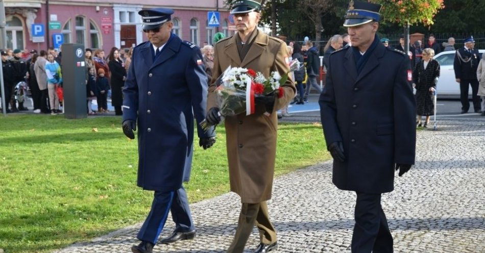 zdjęcie: 104. rocznica odzyskania niepodległości / fot. KPP w Złotoryi