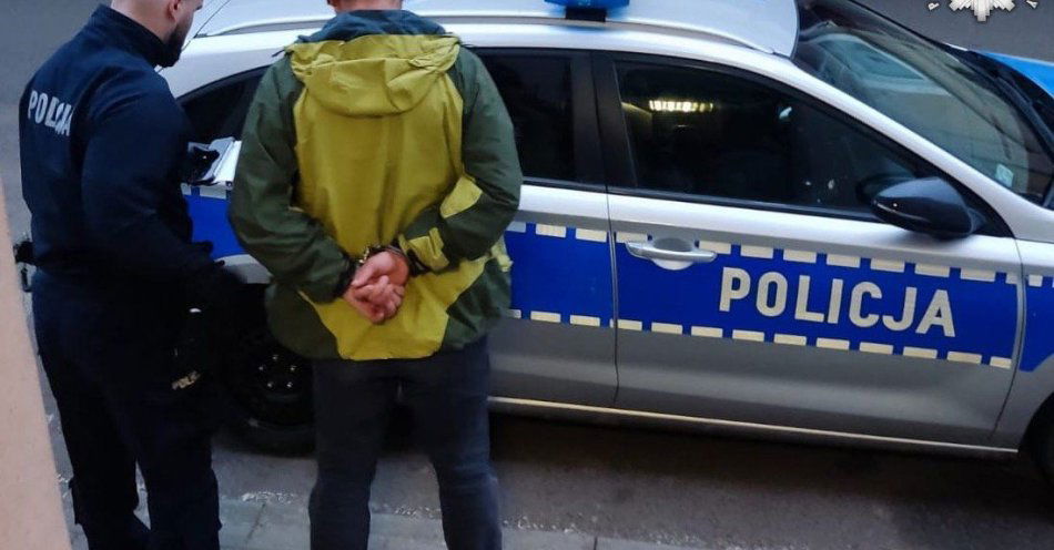 zdjęcie: Dwóch zatrzymanych w Kluczborku za posiadanie narkotyków / fot. KPP Kluczbork