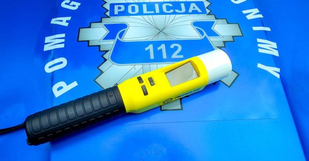 Nietrzeźwy kierowca bez uprawnień zatrzymany w Zambrowie