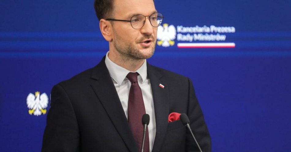 zdjęcie: Dopłata do fotowoltaiki dla spółdzielni i wspólnot wyniesie 50 proc. / fot. PAP