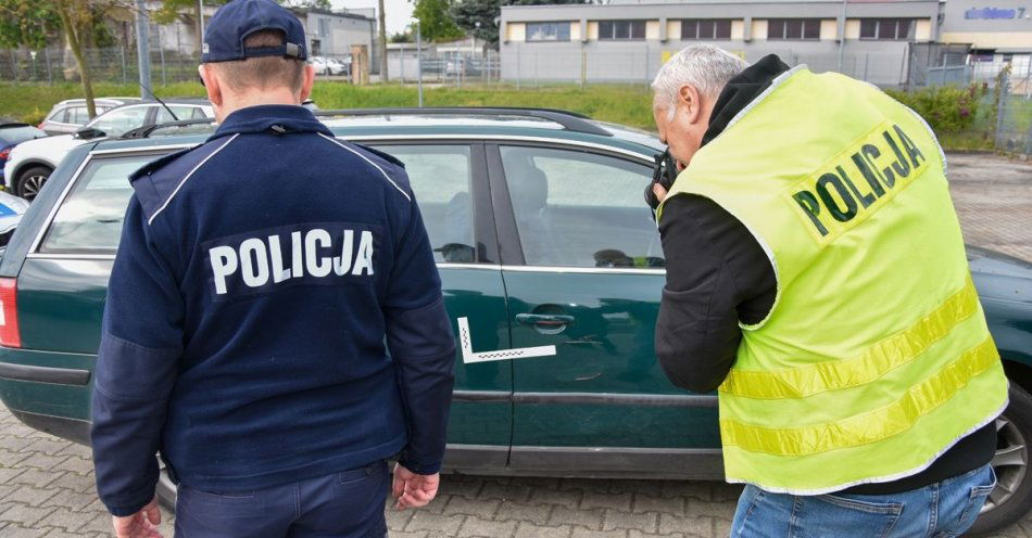 zdjęcie: Mając ponad 2 promile wsiadła za kierownicę pojazdu – niebezpieczna jazda zakończona przez policjantów / fot. KPP Żagań