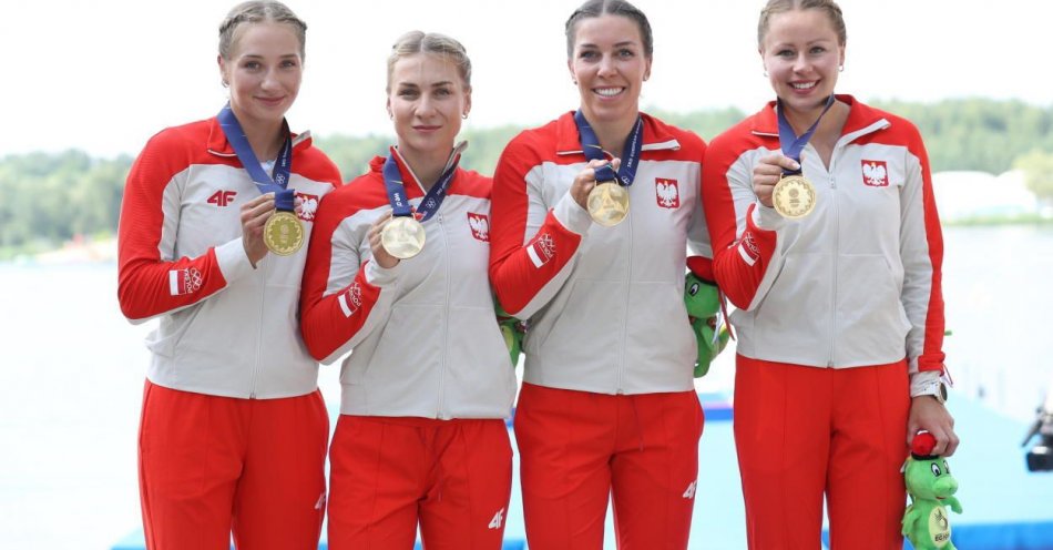 zdjęcie: Igrzyska Europejskie - złoty medal kobiecej czwórki kajakowej na 500 m / fot. PAP