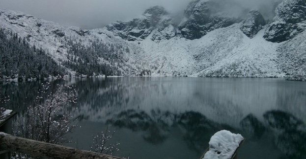 Trudne warunki turystyczne; Morskie Oko “pękło”