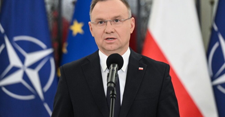 zdjęcie: Prezydent złożył projekt poprawki do konstytucji ws. poziomu co najmniej 4 proc. PKB na obronność / fot. PAP