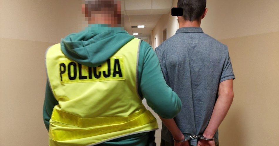 zdjęcie: Sprawcy rozboju tymczasowo aresztowani / fot. KMP Chełm