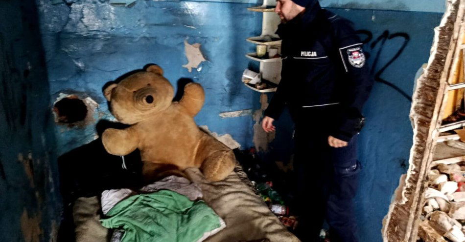 zdjęcie: Wybierz swojego dzielnicowego w plebiscycie SuperDzielnicowy / fot. KMP w Piotrkowie Trybunalskim