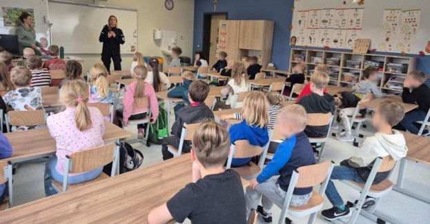 Policjanci odwiedzili pierwszoklasistów SP 48 w Gdyni