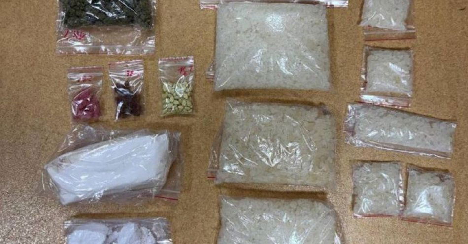 zdjęcie: Narkotyki za ponad pół miliona zł. Dwie osoby zatrzymane / fot. KPP Międzychód