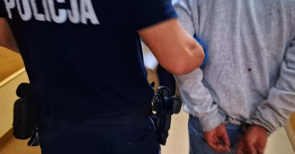 zdjęcie: Litwini złapani na kradzieży w rajgrodzkim markecie / fot. KPP Grajewo