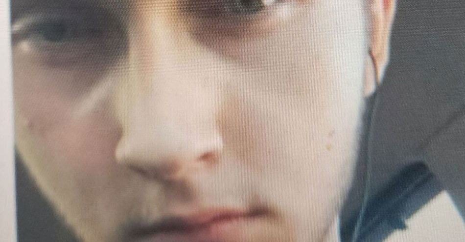 zdjęcie: Zaginął 22-letni Wiktor Wiśniewski-w przypadku jego zauważenia powiadom pilnie Policję / fot. KMP w Ostrołęce