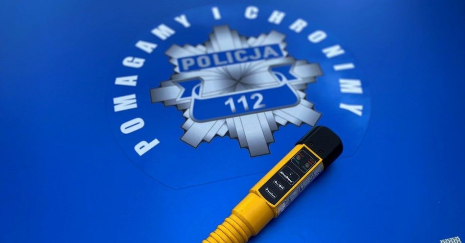 zdjęcie: Jechał po alkoholu i na zakazie przez Lachowo / fot. KPP Kolno