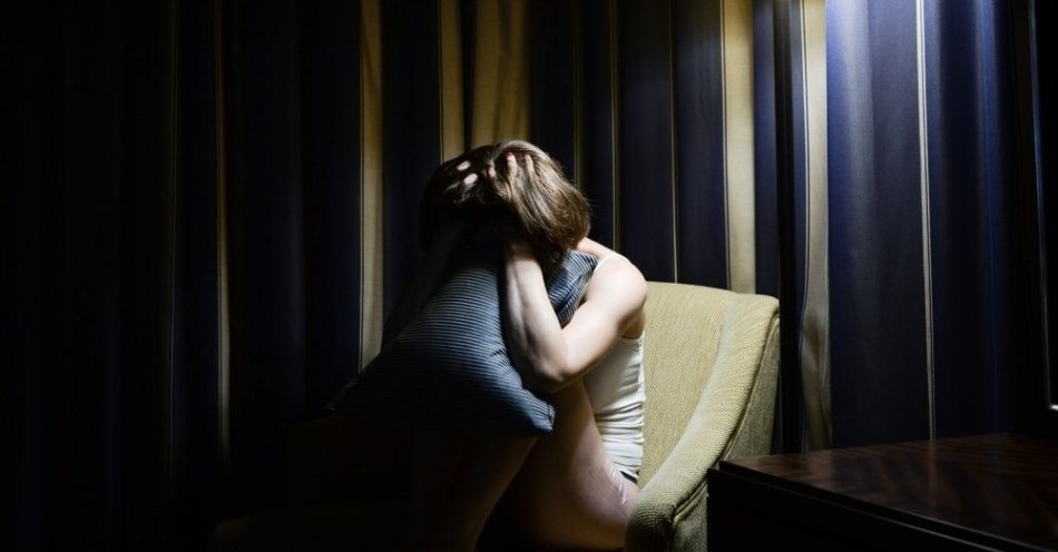 zdjęcie: Więcej niż co piąty badany miał w ostatnich 12 miesiącach myśli samobójcze / fot. PAP