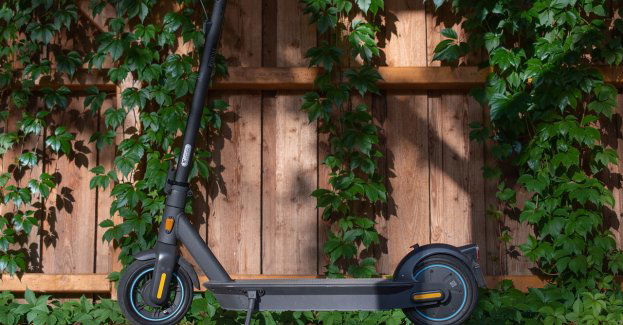 Nietrzeźwy dorosły z dzieckiem na hulajnodze. Na ulicy Lotha w Słupsku doszło do wypadku