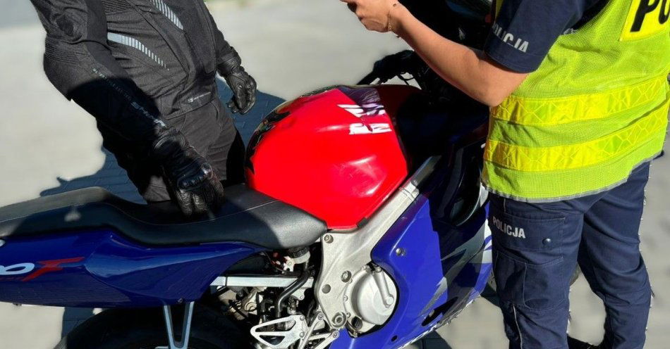 zdjęcie: Zatrzymany motocyklista bez prawa jazdy / fot. KPP w Makowie Mazowieckim