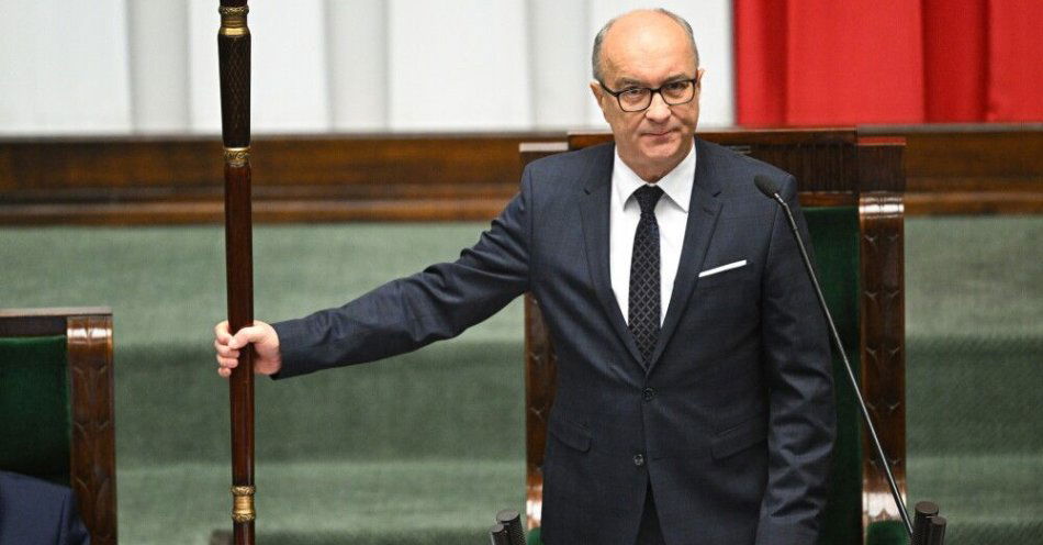 zdjęcie: Czarzasty: problem odebrania ślubowania od sędziów TK zostanie rozwiązany w tym tygodniu / Warszawa, 25.03.2026. Marszałek Włodzimierz Czarzasty na sali obrad Sejmu, 25 bm. Posłowie będą pracować nad rządowym projektem nowelizacji Kodeksu pracy, który wprowadza nową definicję mobbingu. (amb) PAP/Radek Pietruszka