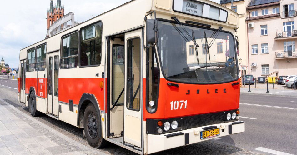 zdjęcie: Letnie wycieczki zabytkowymi autobusami / fot. nadesłane