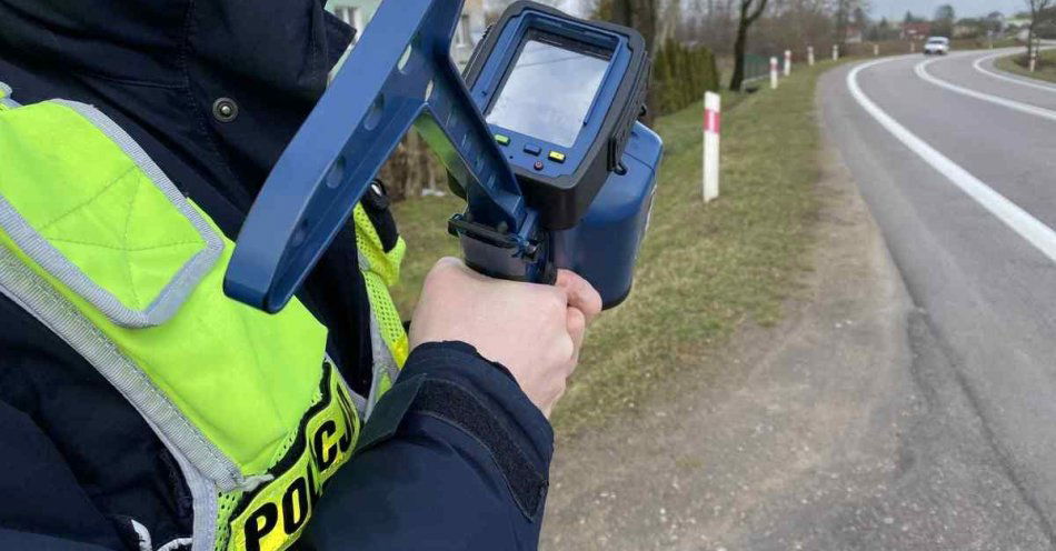 zdjęcie: Dwaj kierowcy stracili prawa jazdy za przekroczenie prędkości / fot. KPP Kolno